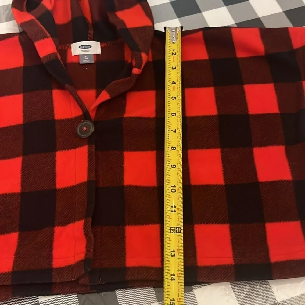 Old Navy Girl’s Buffalo Plaid Cape Poncho Size 2T